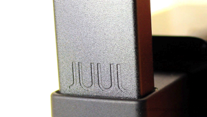 JUUL Pod Vape System Charging